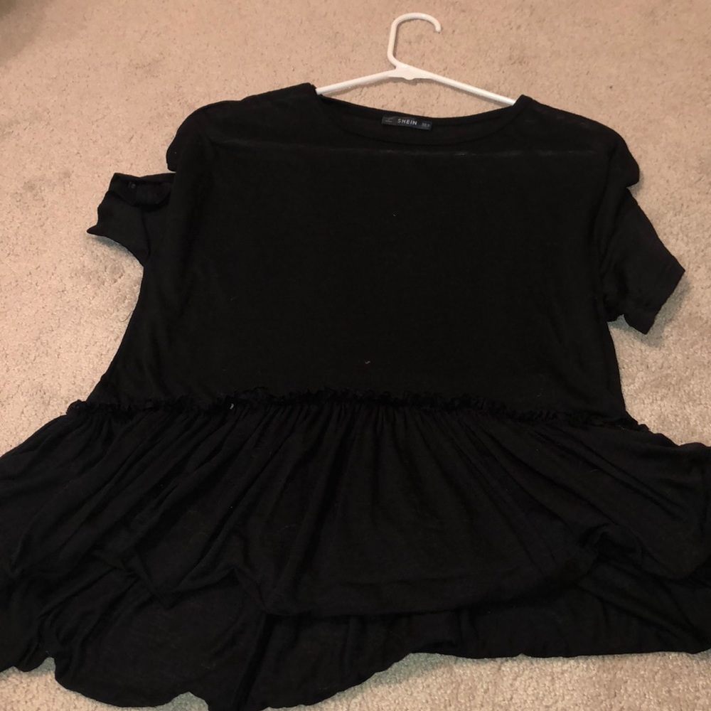 Cute black top